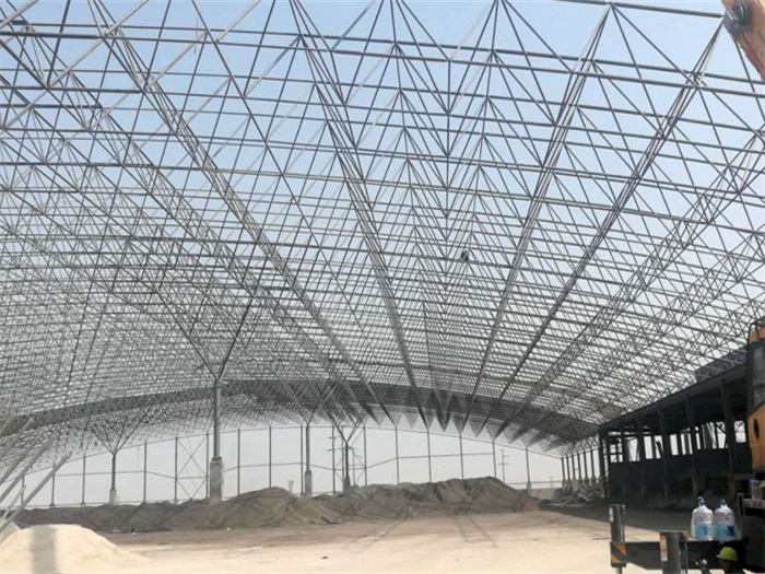 奎屯钢厂料仓网架工程